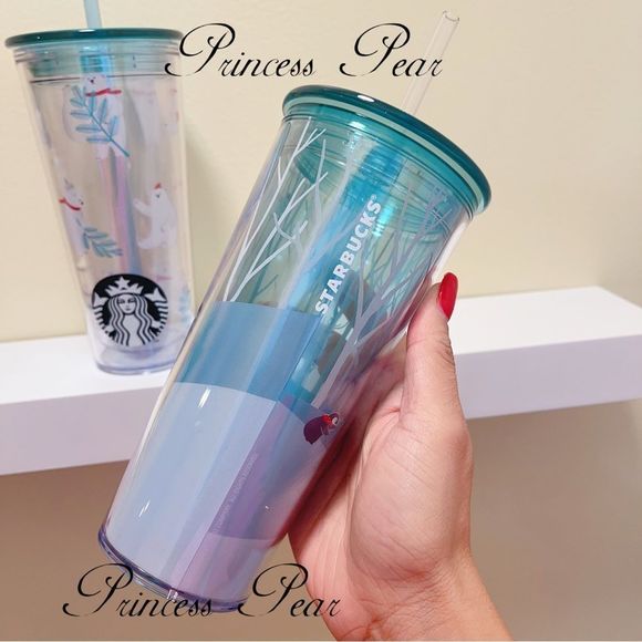 2x Starbucks ACRYLIC Christmas Polar Bear Present 2019 16 oz. COLD CUP - Picture 8 of 13